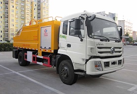 东风清洗吸污车(国五)